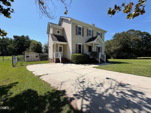 106 Deblyn Court, Pine Level, NC 27568