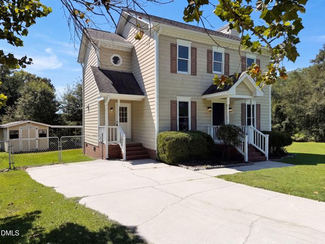 106 Deblyn Court, Pine Level, NC 27568