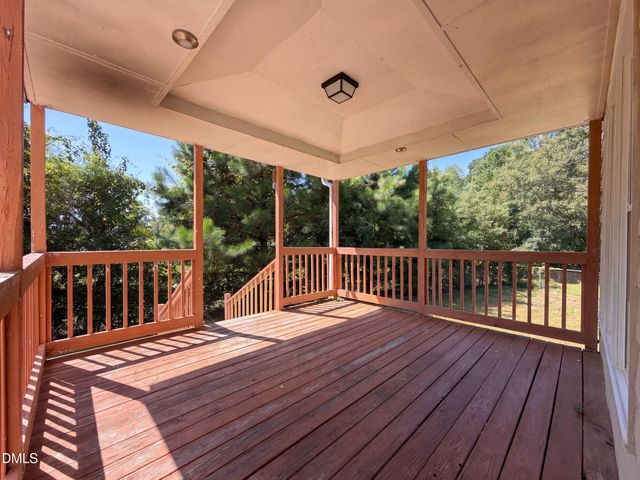 106 Deblyn Court, Pine Level, NC 27568