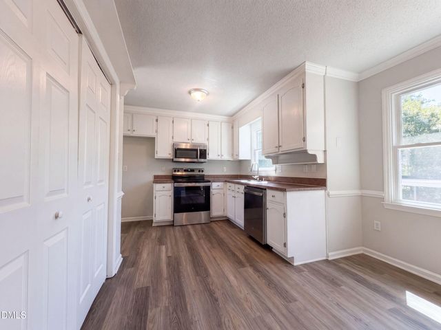 106 Deblyn Court, Pine Level, NC 27568