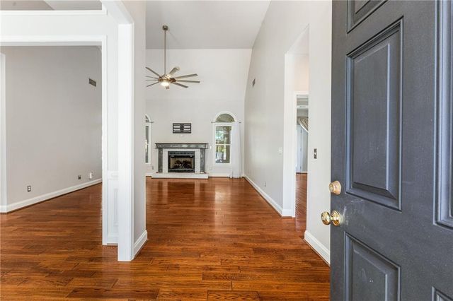 513 Ruby Lane, Canton, GA 30114