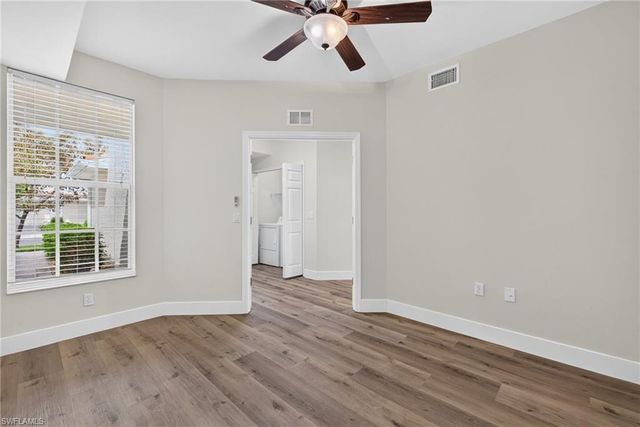 1295 Henley ST 1207, Naples, FL 34105
