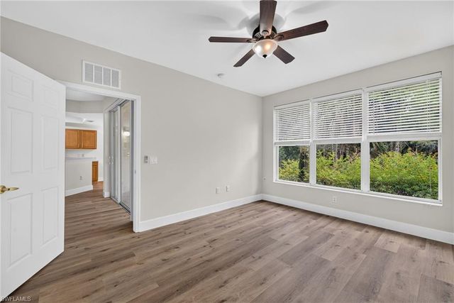 1295 Henley ST 1207, Naples, FL 34105