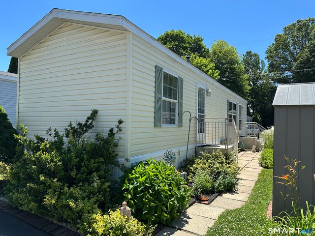 68 Cooke Street 36, Plainville, CT 06062