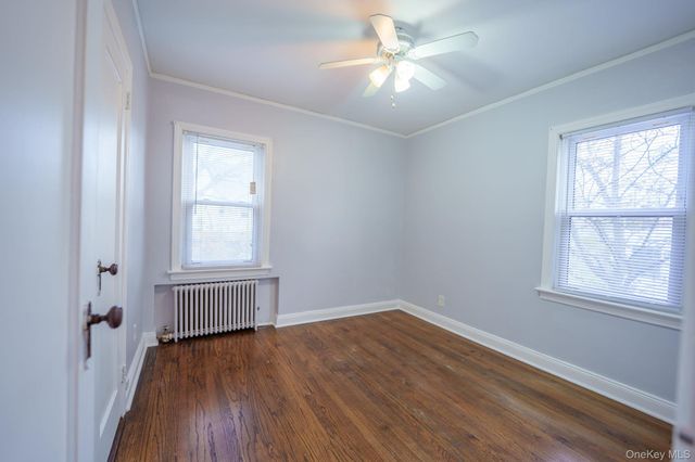 123 Nugent Street, New Hyde Park, NY 11040