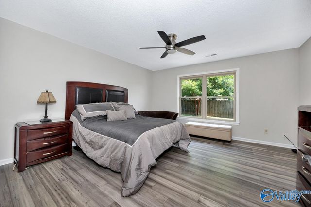 1016 Kinsey Drive SE, Huntsville, AL 35803