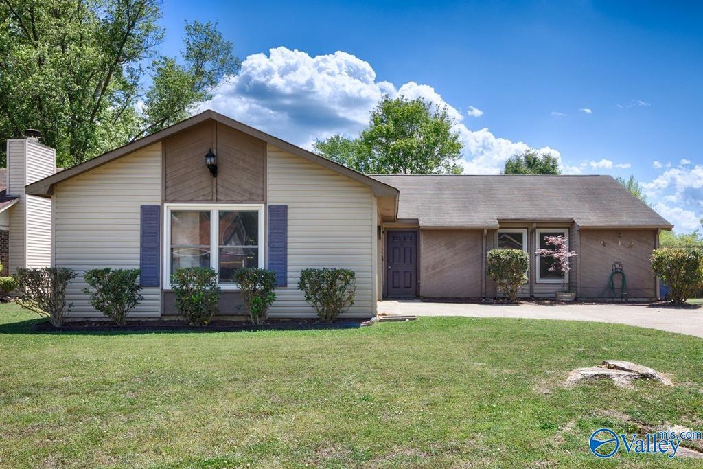1016 Kinsey Drive SE, Huntsville, AL 35803