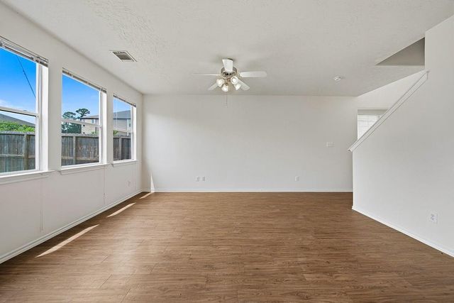 8922 Elm Drake, Humble, TX 77338