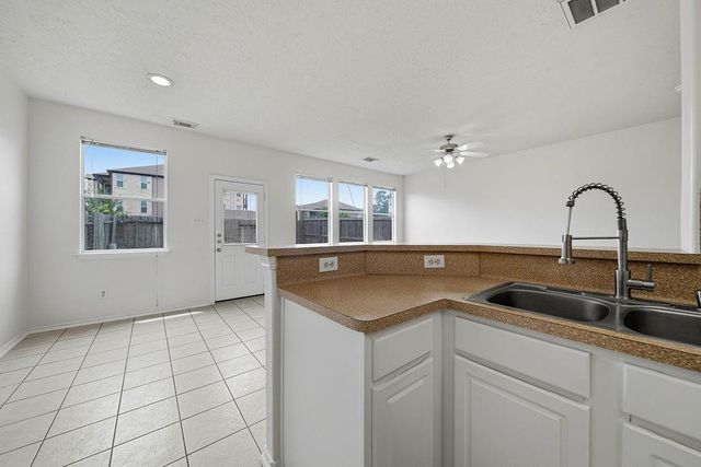 8922 Elm Drake, Humble, TX 77338