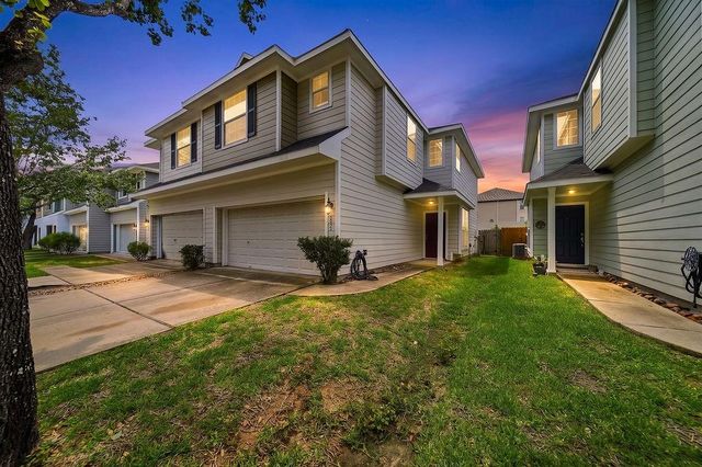 8922 Elm Drake, Humble, TX 77338