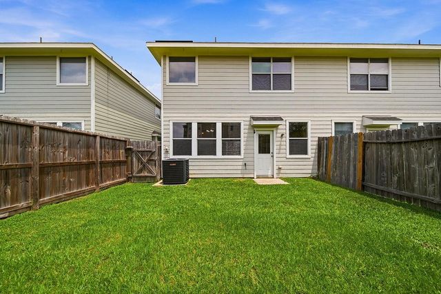 8922 Elm Drake, Humble, TX 77338