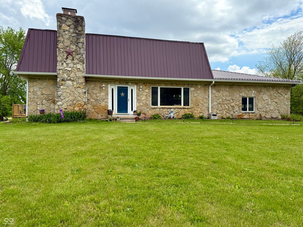 1928 N State Road 47, Crawfordsville, IN 47933