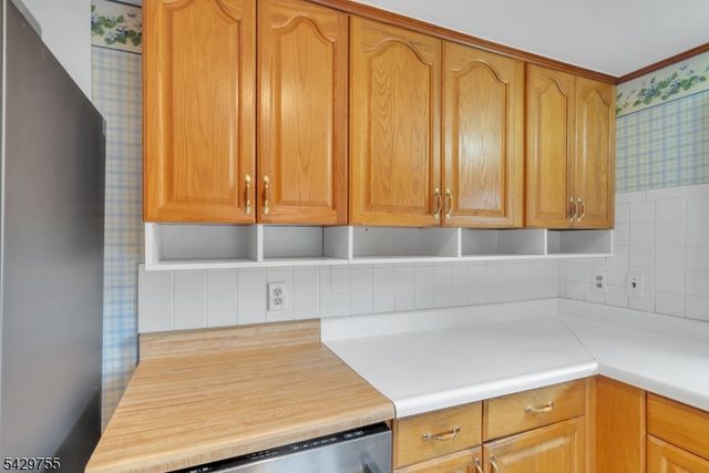 47 Furnace Ave, Wanaque Boro, NJ 07465