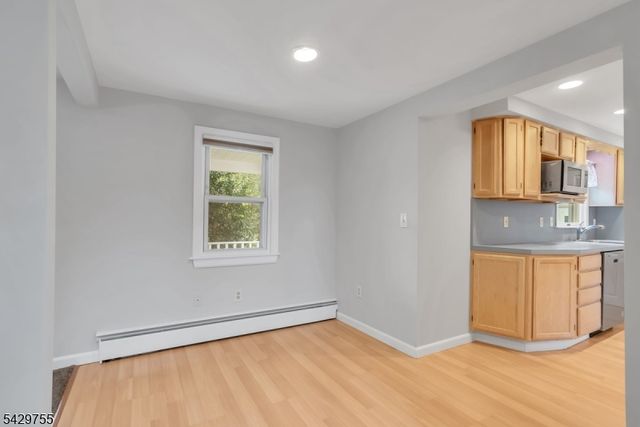 47 Furnace Ave, Wanaque Boro, NJ 07465