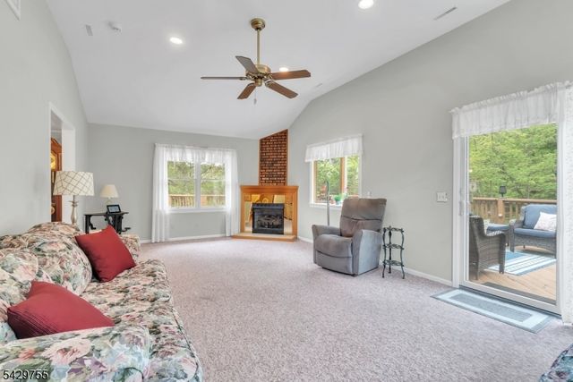 47 Furnace Ave, Wanaque Boro, NJ 07465
