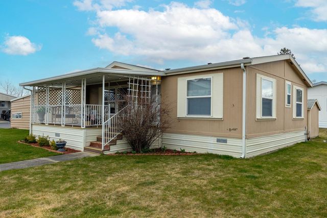 6805 N Crestline St, Spokane, WA 99217