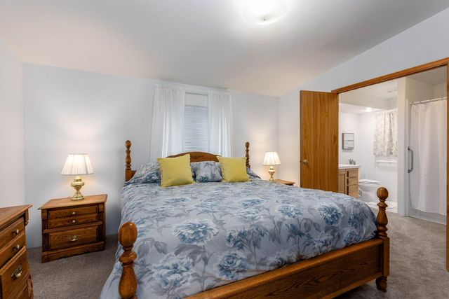 6805 N Crestline St, Spokane, WA 99217