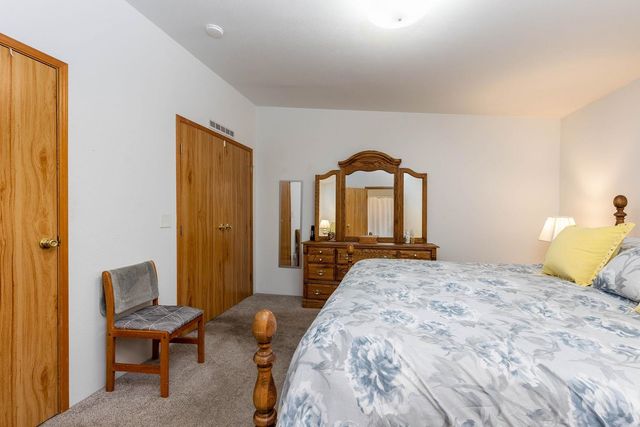 6805 N Crestline St, Spokane, WA 99217