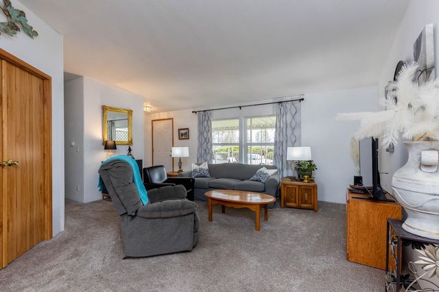 6805 N Crestline St, Spokane, WA 99217