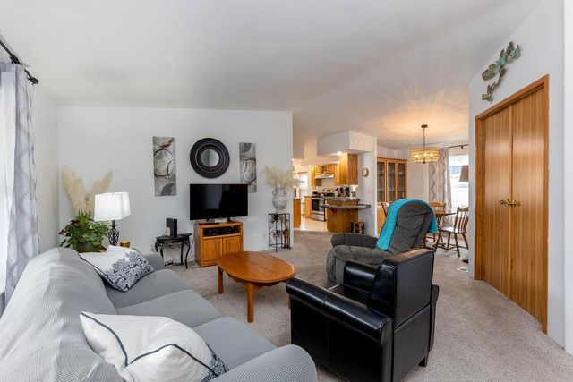 6805 N Crestline St, Spokane, WA 99217