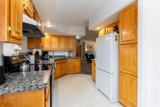 6805 N Crestline St, Spokane, WA 99217