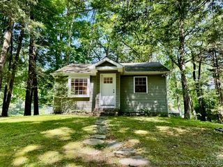 76 West Redding Road, Danbury, CT 06810