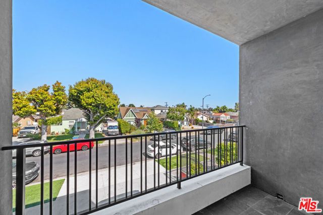 2123 S Cloverdale Avenue 1, Los Angeles, CA 90016