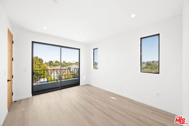 2123 S Cloverdale Avenue 1, Los Angeles, CA 90016