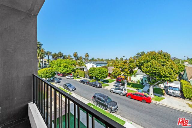 2123 S Cloverdale Avenue 1, Los Angeles, CA 90016