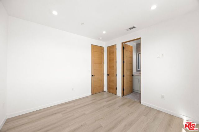 2123 S Cloverdale Avenue 1, Los Angeles, CA 90016