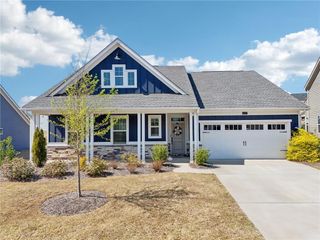 627 Michigan Circle, Hoschton, GA 30548