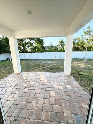 1712 NW 15th AVE, Cape Coral, FL 33993