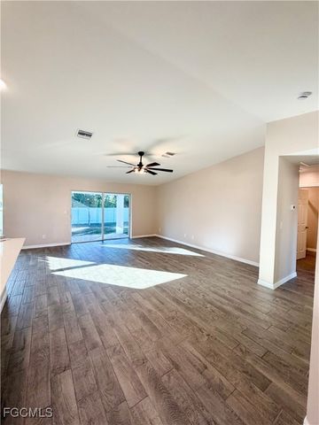 1712 NW 15th AVE, Cape Coral, FL 33993