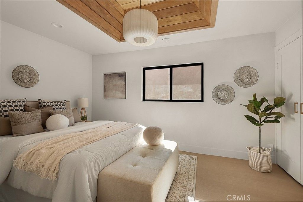 Image 30 of property listing at 2398 Leeward Circle, Westlake Village, CA 91361