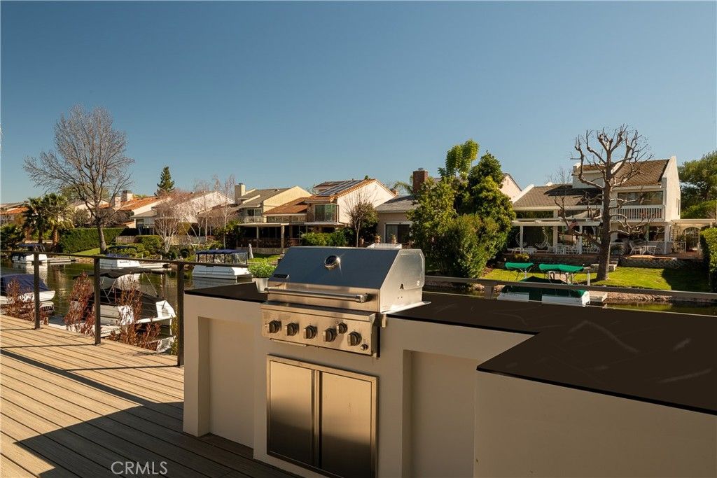 Image 37 of property listing at 2398 Leeward Circle, Westlake Village, CA 91361