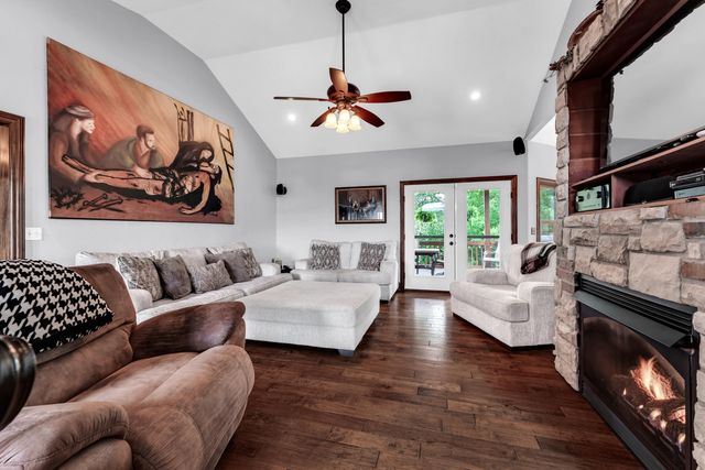 11423 Benjamin, Republic, MO 65738