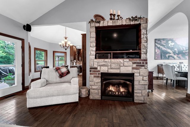 11423 Benjamin, Republic, MO 65738