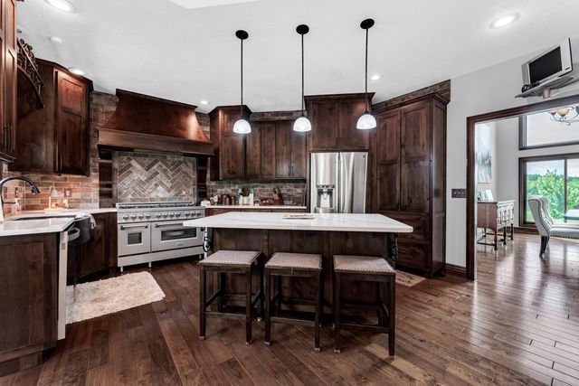 11423 Benjamin, Republic, MO 65738