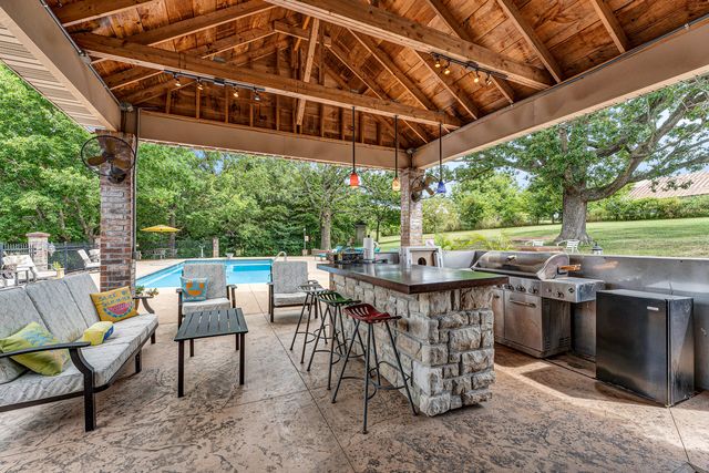 11423 Benjamin, Republic, MO 65738