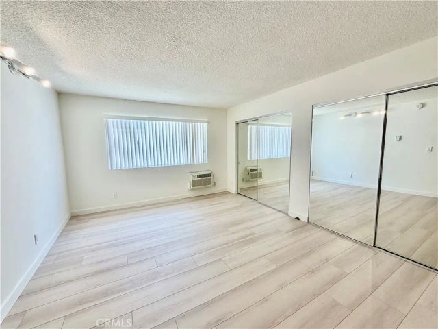 1344 N Martel Avenue 302, Los Angeles, CA 90046