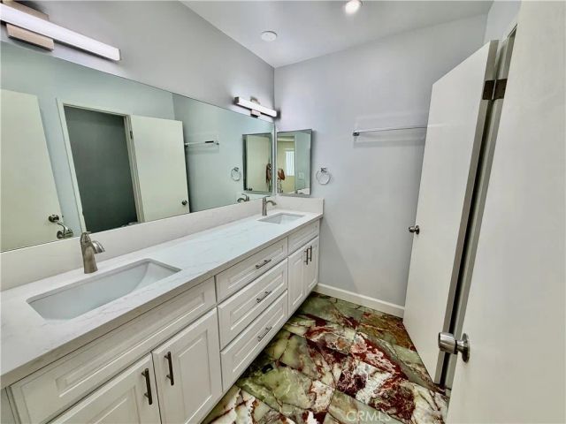 1344 N Martel Avenue 302, Los Angeles, CA 90046