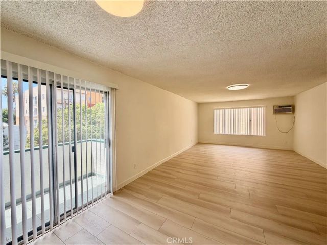 1344 N Martel Avenue 302, Los Angeles, CA 90046