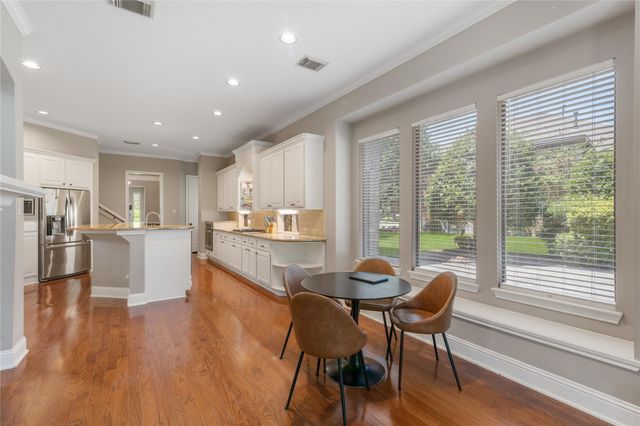 2525 W Ranch Drive, Friendswood, TX 77546