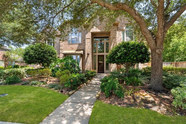 2525 W Ranch Drive, Friendswood, TX 77546