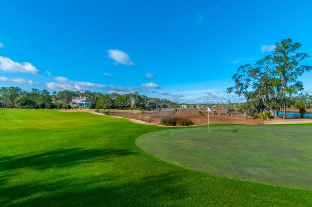 2675 Fountainhead Way, Mount Pleasant, SC 29466