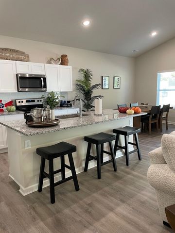 2227 E Vintage Dr, Andover, KS 67002