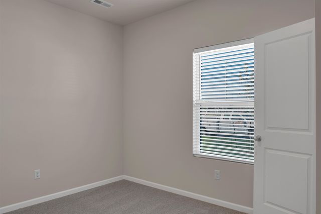 2227 E Vintage Dr, Andover, KS 67002