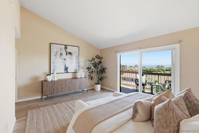 6547 Caminito Catalan, La Jolla, CA 92037