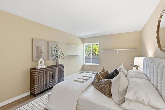 6547 Caminito Catalan, La Jolla, CA 92037