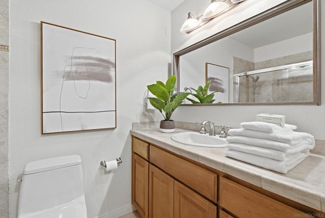 6547 Caminito Catalan, La Jolla, CA 92037
